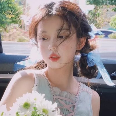 裸体的孩子
