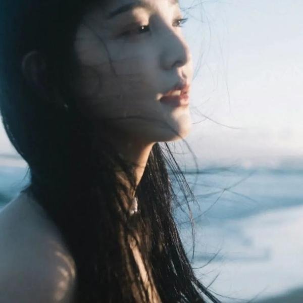知晓天空之蓝的人啊